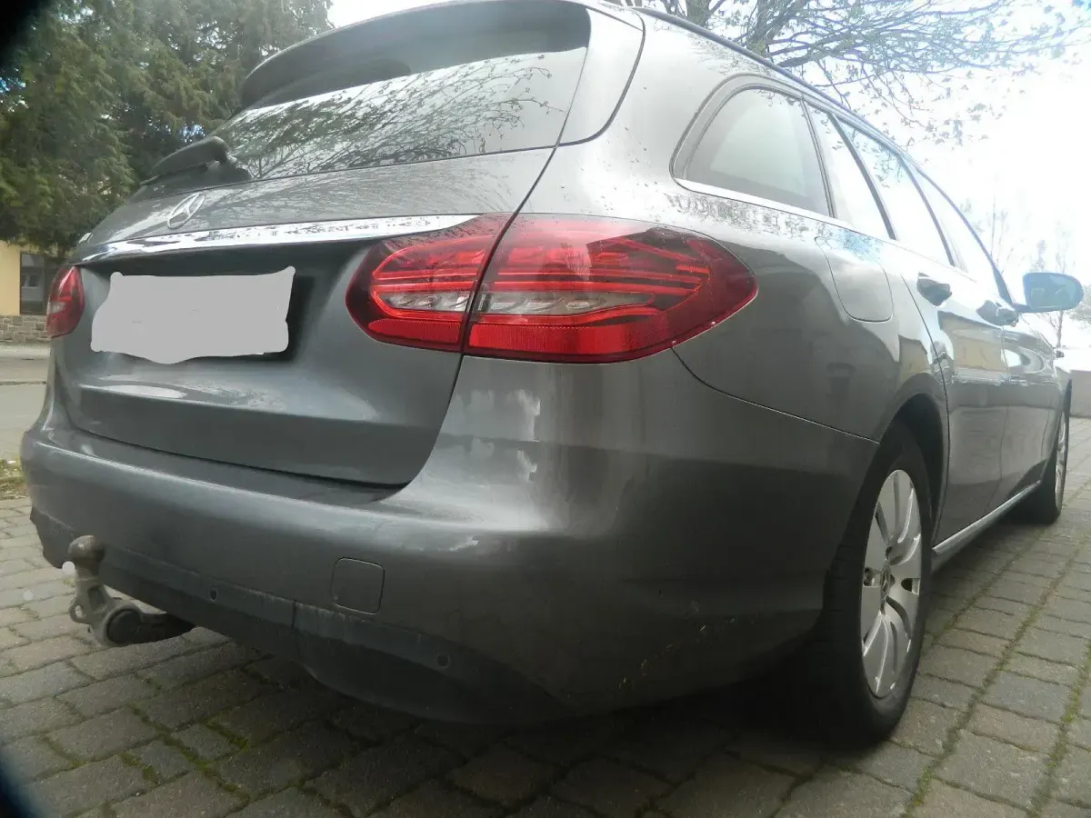 Gebraucht Mercedes C200 160 PS (117 kW) 2020 Grau Limousine