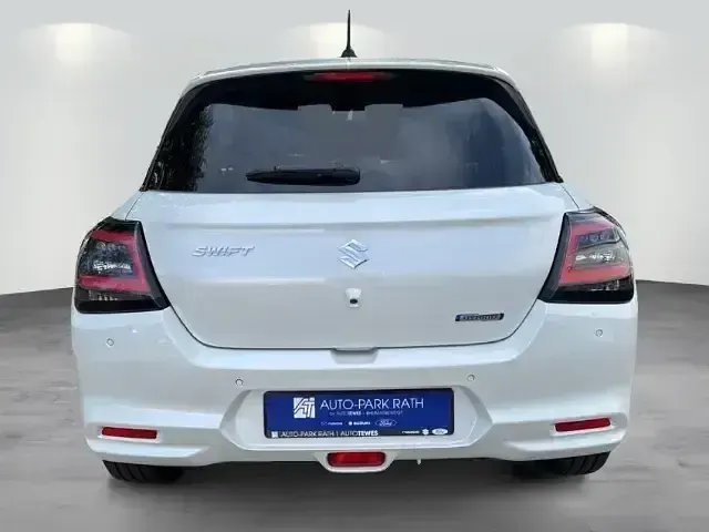 Gebraucht Suzuki Swift Comfort+ 83 PS (61 kW) 2025 Weiß Kleinwagen
