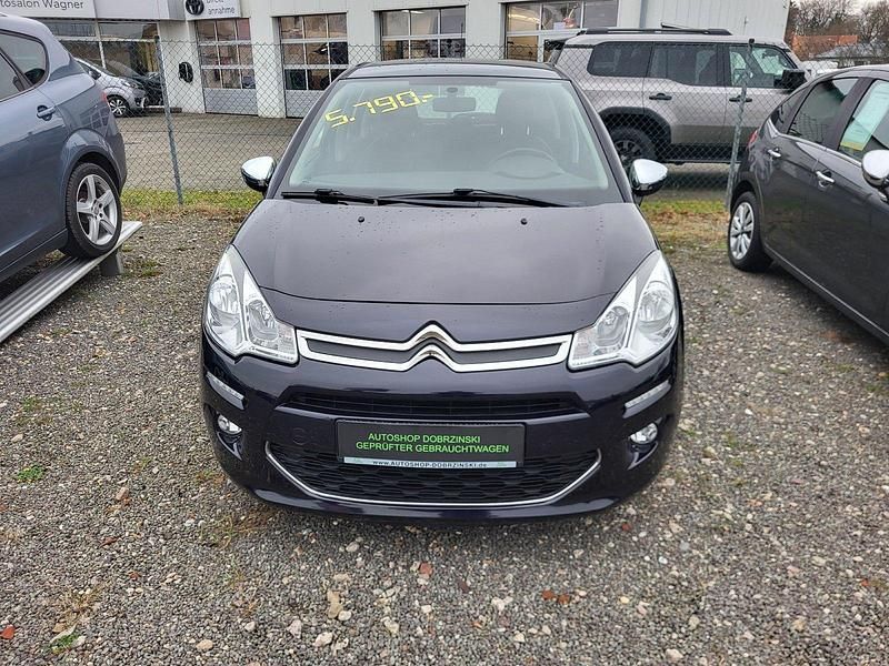 Gebraucht Citroën C3 SELECTION 68 PS (50 kW) 2014 Blau Kleinwagen