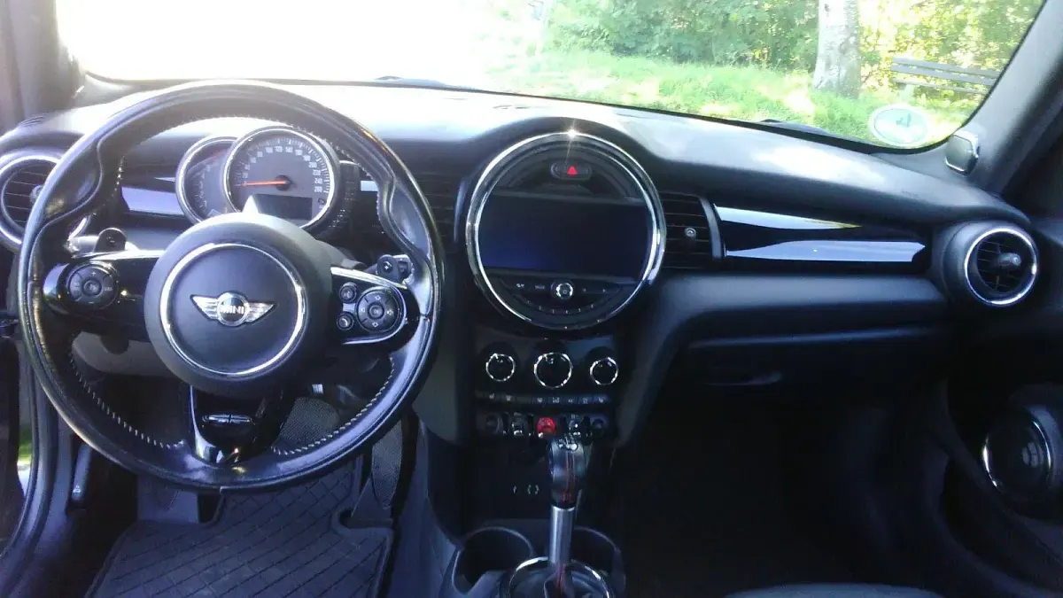 Gebraucht Mini Cooper SD Sport 170 PS (125 kW) 2015 Schwarz Kleinwagen