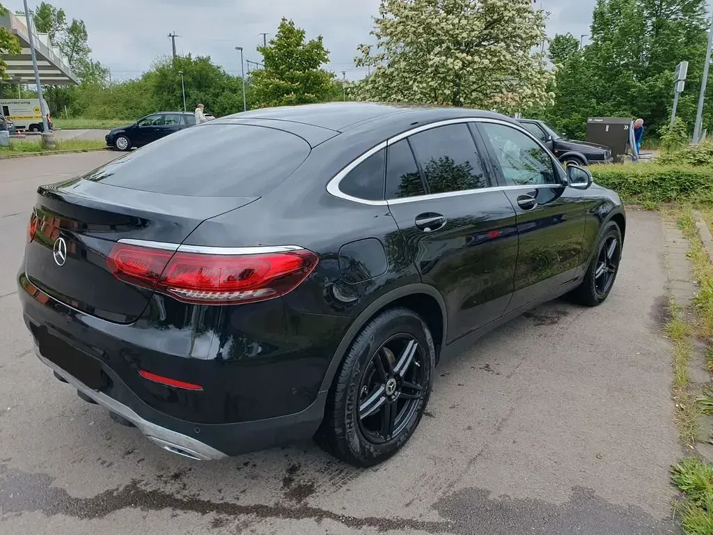 Gebraucht Mercedes GLC200 197 PS (144 kW) 2020 Schwarz SUV
