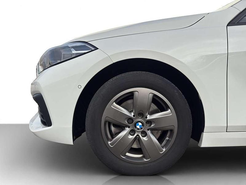 Gebraucht BMW 118 136 PS (100 kW) 2023 Alpinweiß Kleinwagen