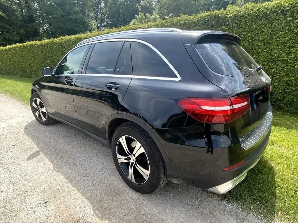 Gebraucht Mercedes GLC250 204 PS (150 kW) 2017 Schwarz SUV