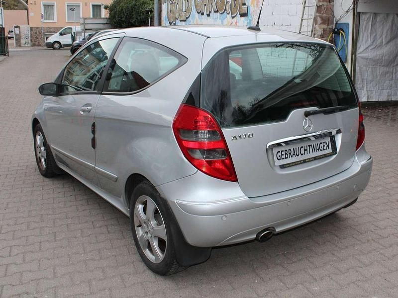 Gebraucht Mercedes A170 116 PS (85 kW) 2005 Polarsilber  metalliclack Kleinwagen