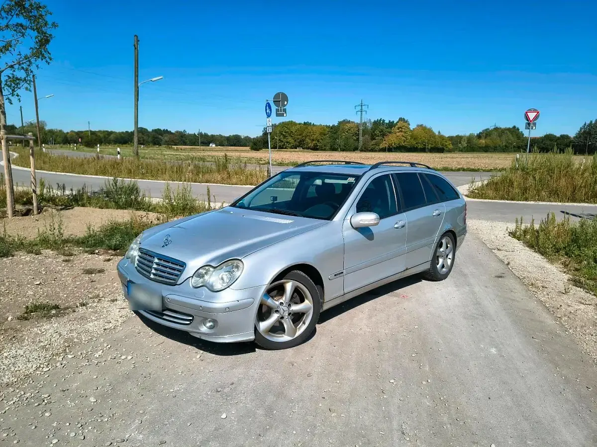 Gebraucht Mercedes C220 Sport Edition 150 PS (110 kW) 2007 Silber Kombi