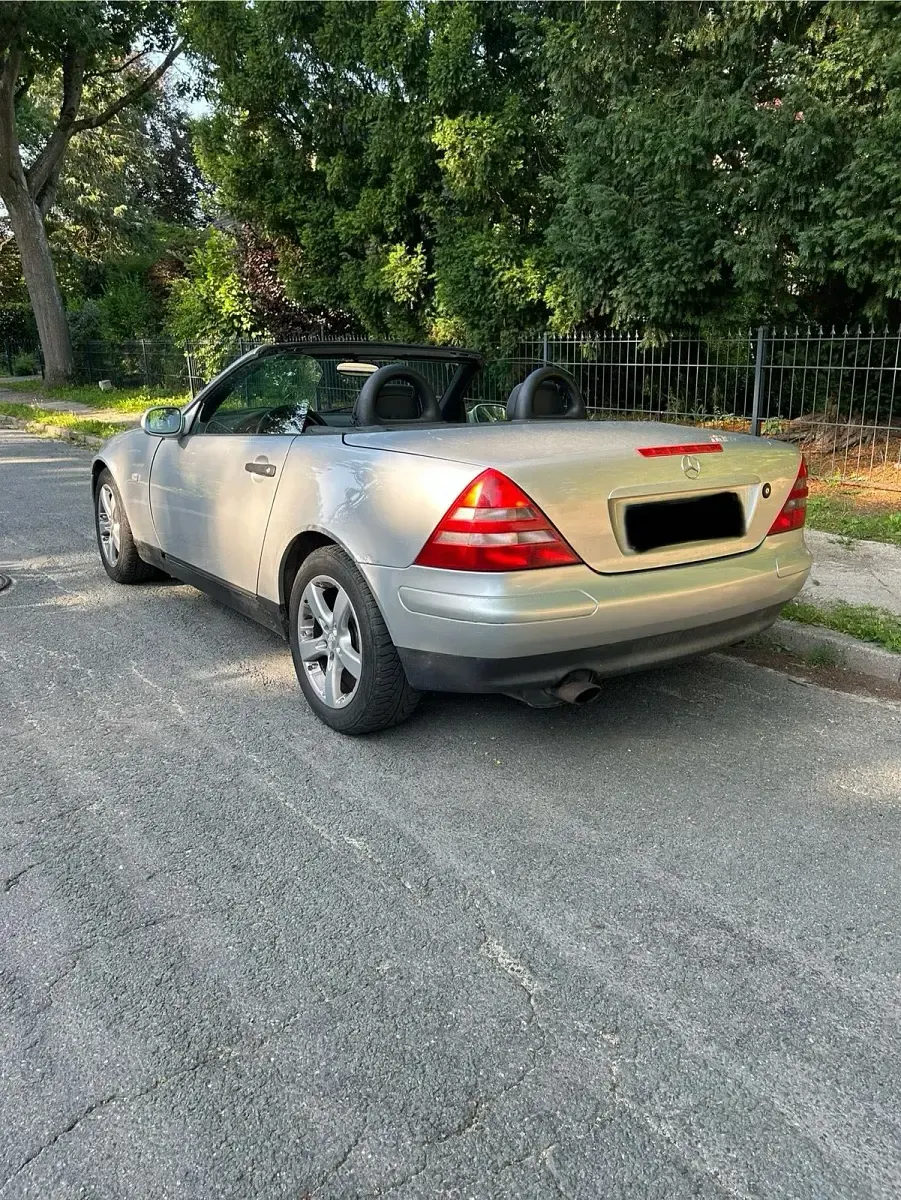 Gebraucht Mercedes SLK200 136 PS (100 kW) 1999 Silber Cabrio