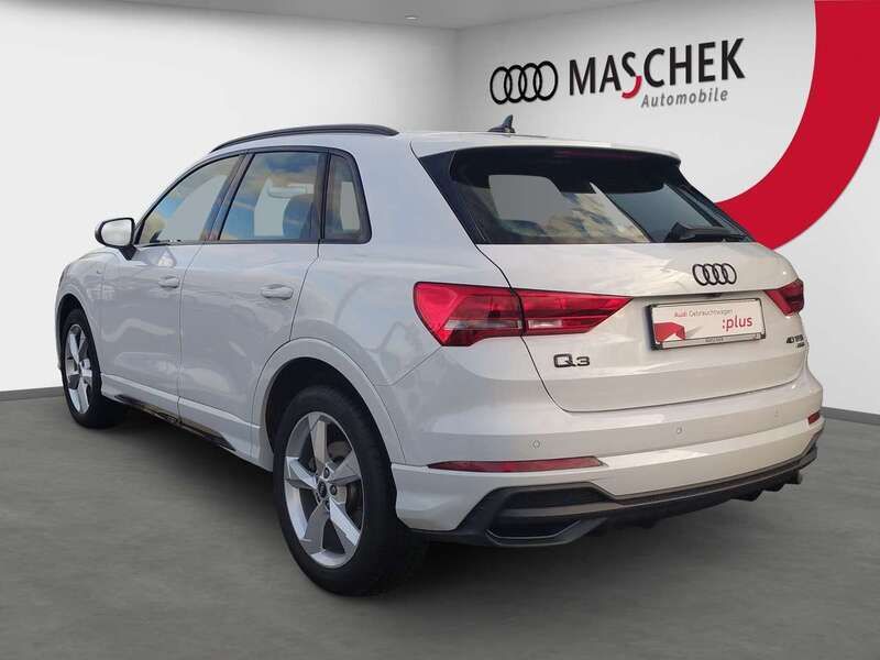 Gebraucht Audi Q3 S-Line 190 PS (139 kW) 2024 Gletscherweiß metallic SUV