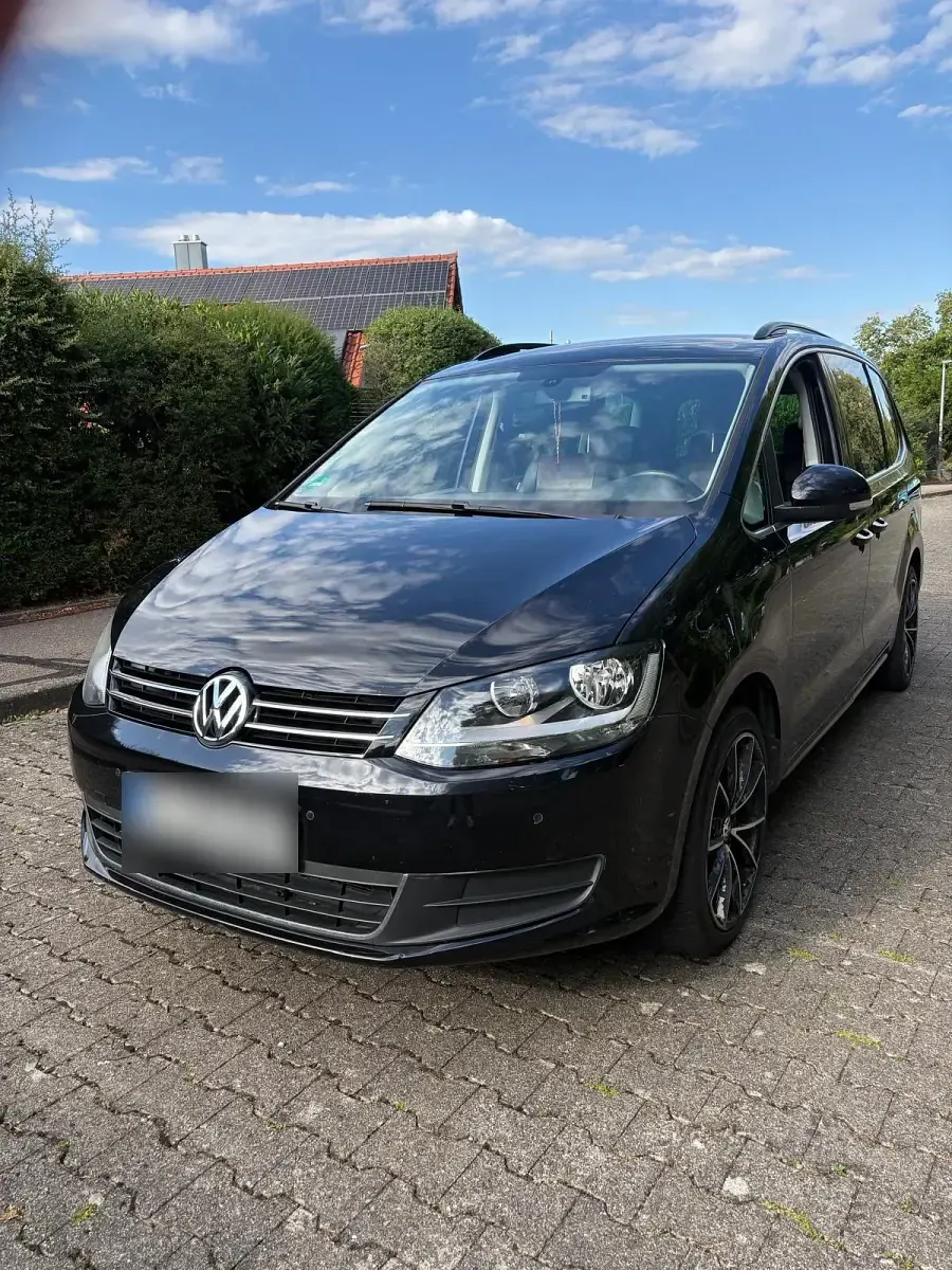 Gebraucht VW Sharan 140 PS (102 kW) 2011 Schwarz Van / Kleinbus