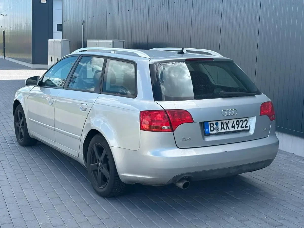 Używany Audi A4 130 KM (95 kW) 2006 Srebrny Kombi