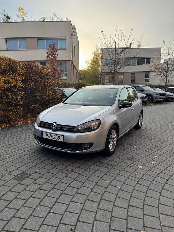 Silber Gebraucht 2011 VW Golf VI Limousine | 4.400 € (Fairer Preis) - Bild 1/4