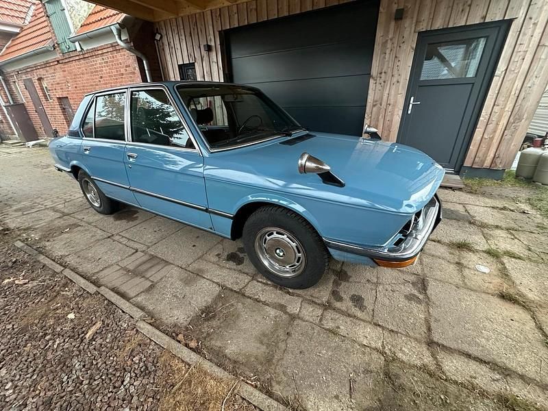 Gebraucht BMW 518 90 PS (66 kW) 1975 Blau Limousine