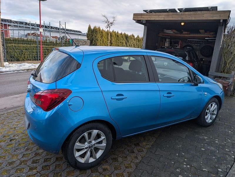 Second-hand Opel Corsa Active 90 CP (66 kW) 2017 Albastru Hatchback