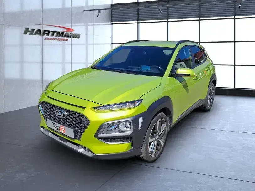 Gebraucht Hyundai Kona Style 177 PS (130 kW) 2019 Acid yellow (metallic) SUV