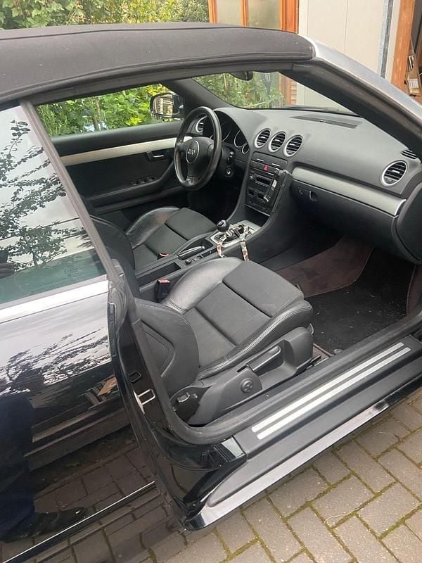 Gebraucht Audi A4 Cabriolet 163 PS (119 kW) 2004 Schwarz Cabrio