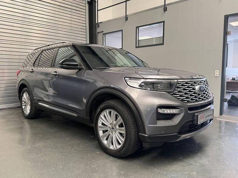 Grau Gebraucht 2022 Ford Explorer Platinum SUV | 39.750 € (Superpreis) - Bild 1/4