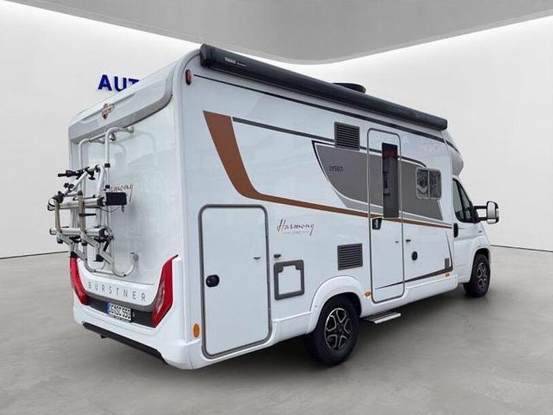 Gebraucht Buerstner Lyseo TD 140 PS (102 kW) 2022 Weiss Van