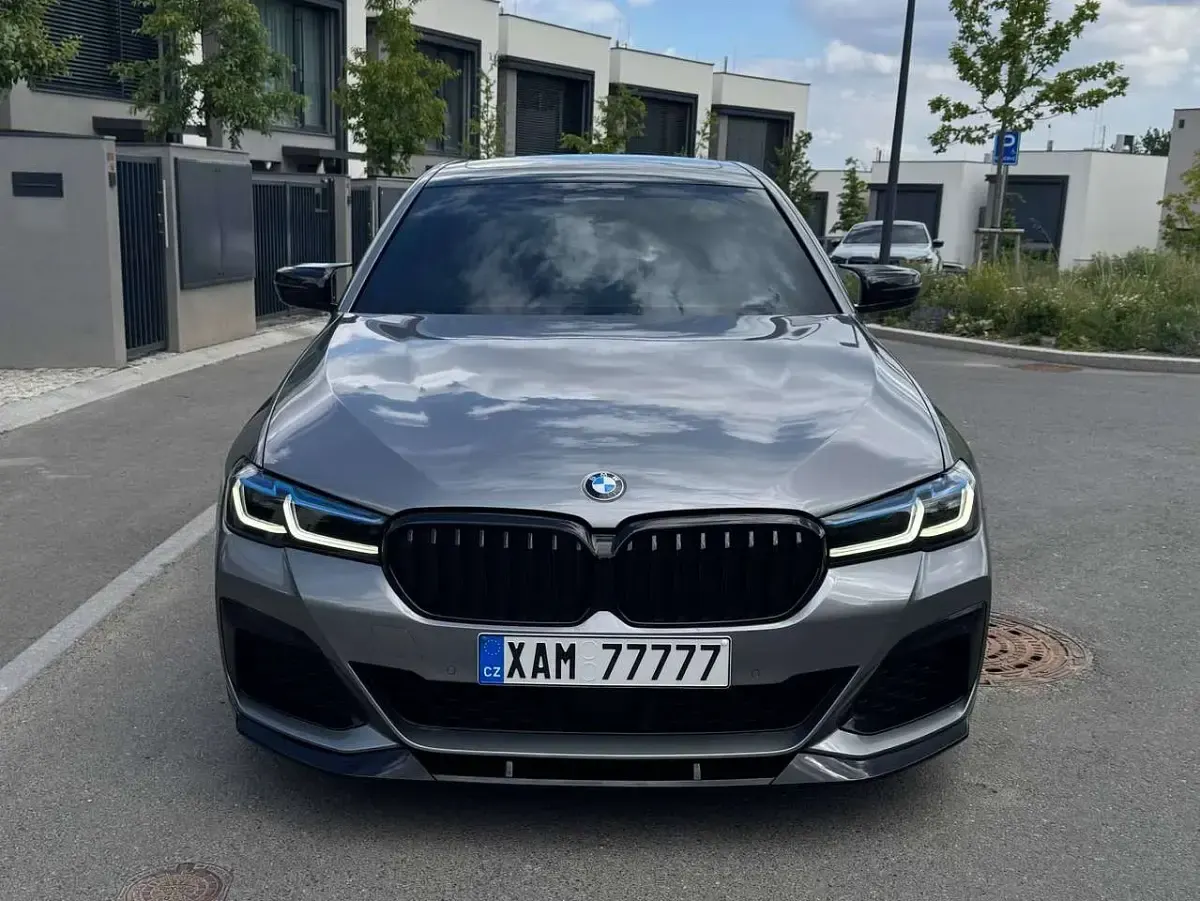 Gebraucht BMW 540 M Sport 340 PS (250 kW) 2023 Grau Limousine
