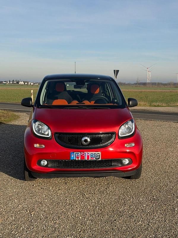 Rot Gebraucht 2016 Smart ForFour Kleinwagen | 8.000 € (Superpreis) - Bild 1/4