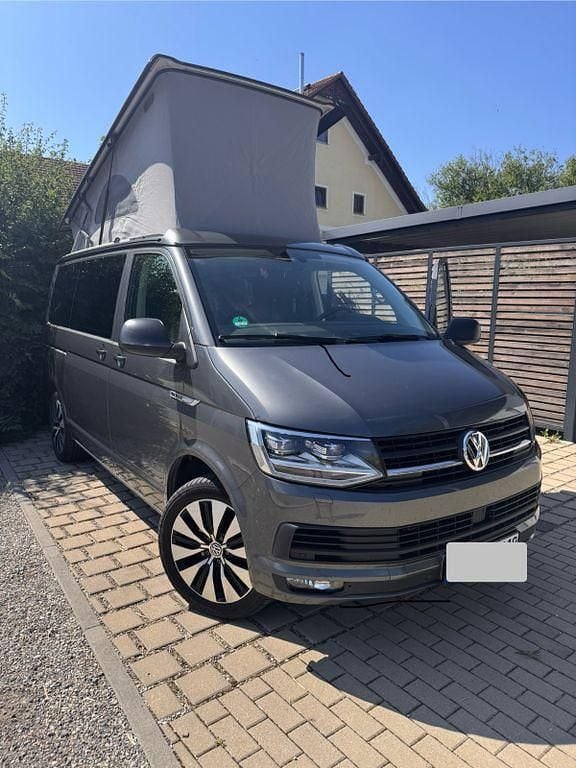 Grau Gebraucht 2017 VW T6 Beach Van | 42.750 € (Teuer) - Bild 1/4