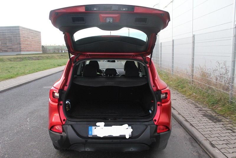 Gebraucht Renault Kadjar 131 PS (96 kW) 2015 Rot SUV