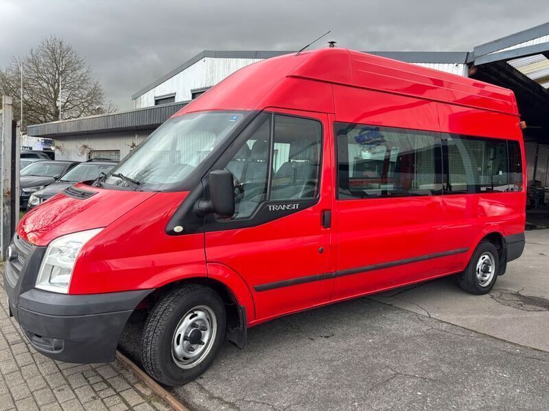 Rot Gebraucht 2013 Ford Transit Van / Kleinbus | 6.850 € (Superpreis) - Bild 1/4