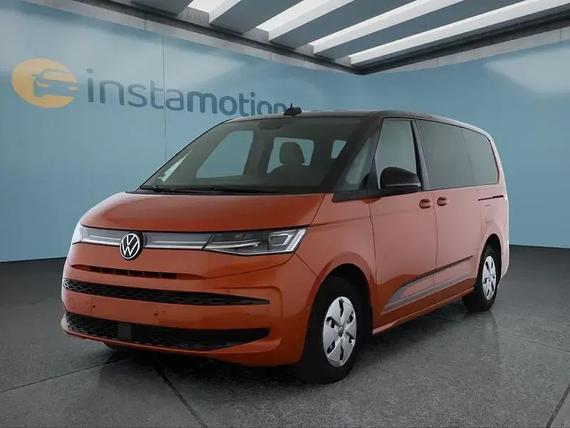 Usata VW Multivan 150 CV (110 kW) 2025 Arancione Monovolume