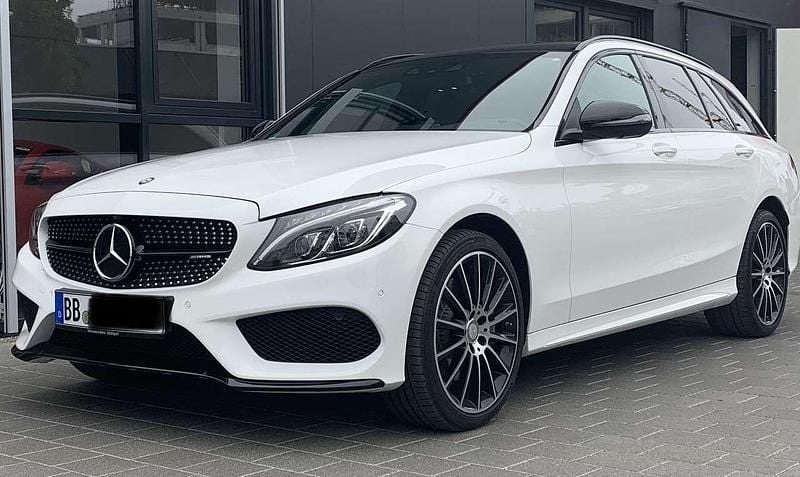 Weiß Gebraucht 2016 Mercedes C400 Kombi | 30.000 € (Teuer) - Bild 1/4