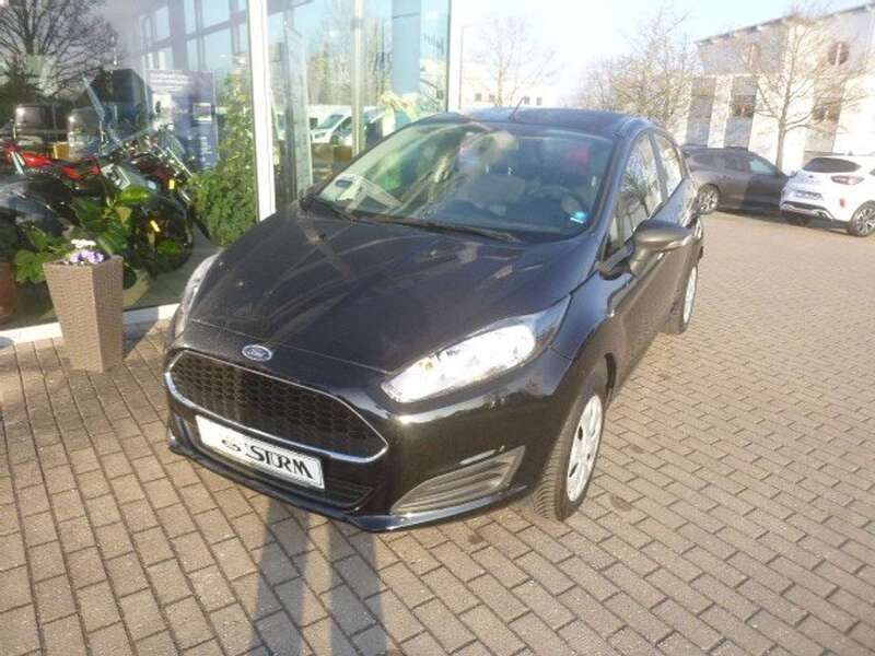 Iridiumschwarz metallic Gebraucht 2017 Ford Fiesta Ambiente Kleinwagen | 6.280 € (Fairer Preis) - Bild 1/4