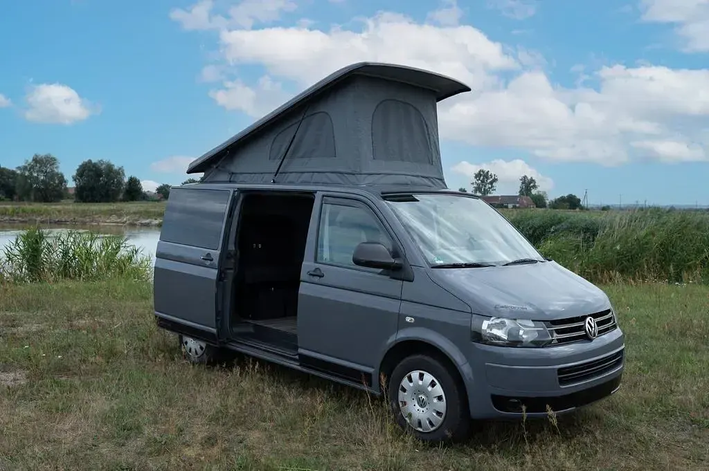 Gebraucht VW California California 102 PS (75 kW) 2010 Grau Van