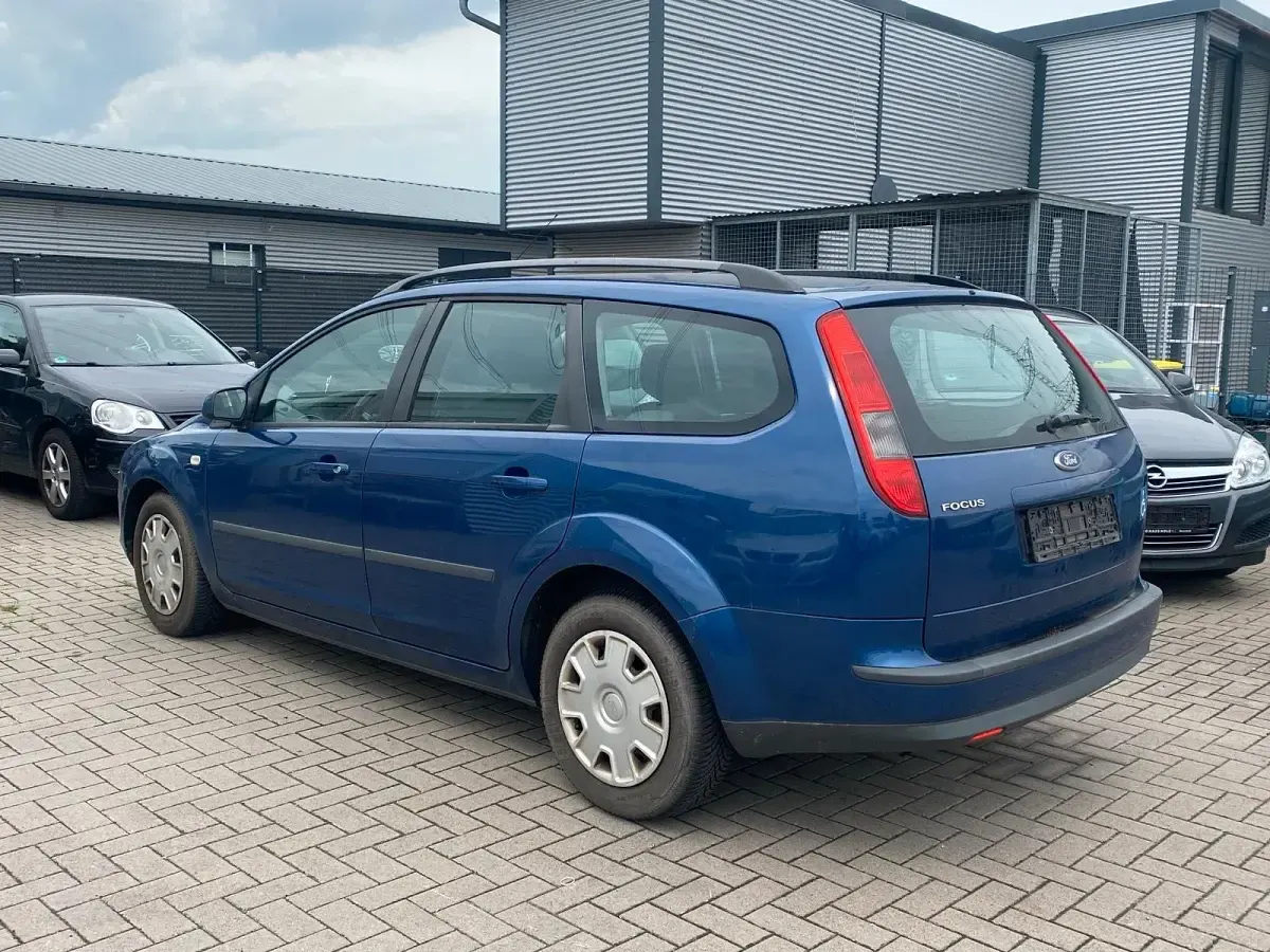 Gebraucht Ford Focus 116 PS (85 kW) 2007 Blau Kombi