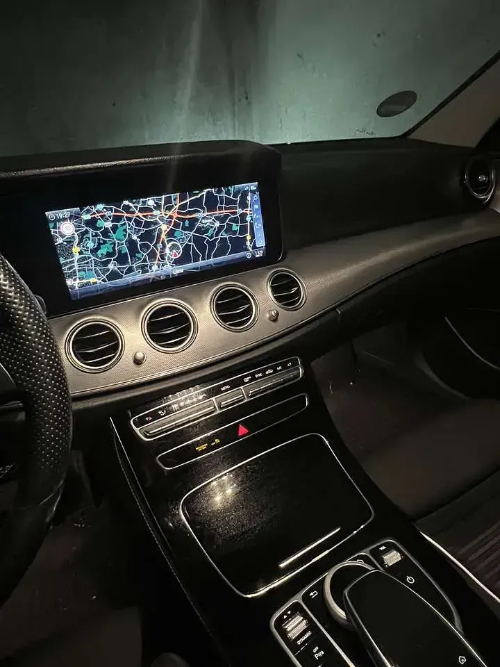 Gebraucht Mercedes E200 Avantgarde 150 PS (110 kW) 2017 Limousine