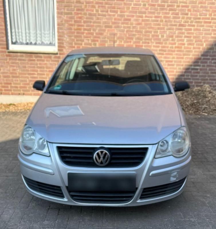 Gebraucht VW Polo 64 PS (47 kW) 2005 Silber Kleinwagen