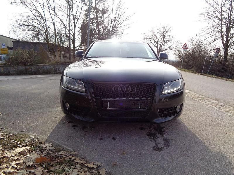 Gebraucht Audi Coupé Design 179 PS (131 kW) 2009 Schwarz Coupé