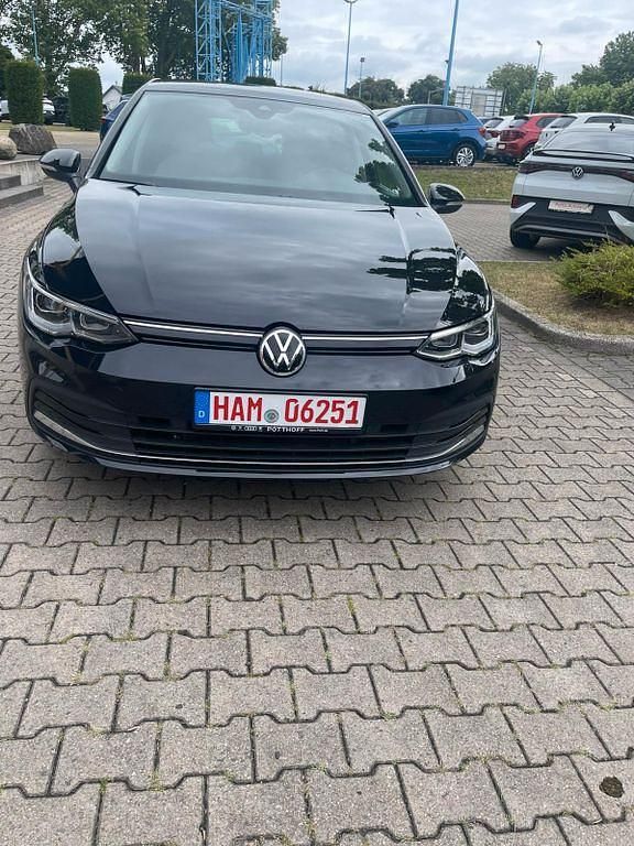 Gebraucht VW Golf VII Style 150 PS (110 kW) 2021 Schwarz Kleinwagen