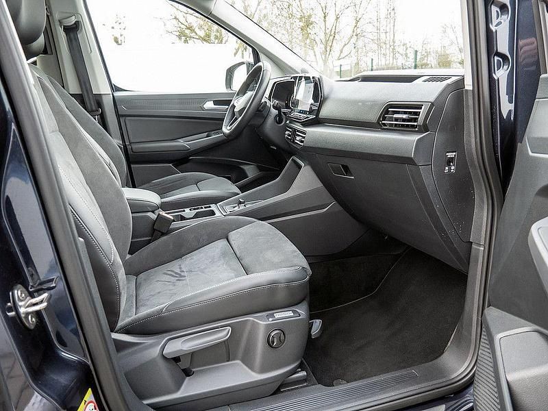 Gebraucht VW Caddy Style 122 PS (89 kW) 2024 Blau Van / Kleinbus