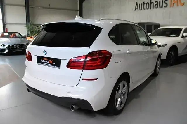 Gebraucht BMW 225 Active Tourer M Sport 231 PS (169 kW) 2015 Weiß Van / Kleinbus
