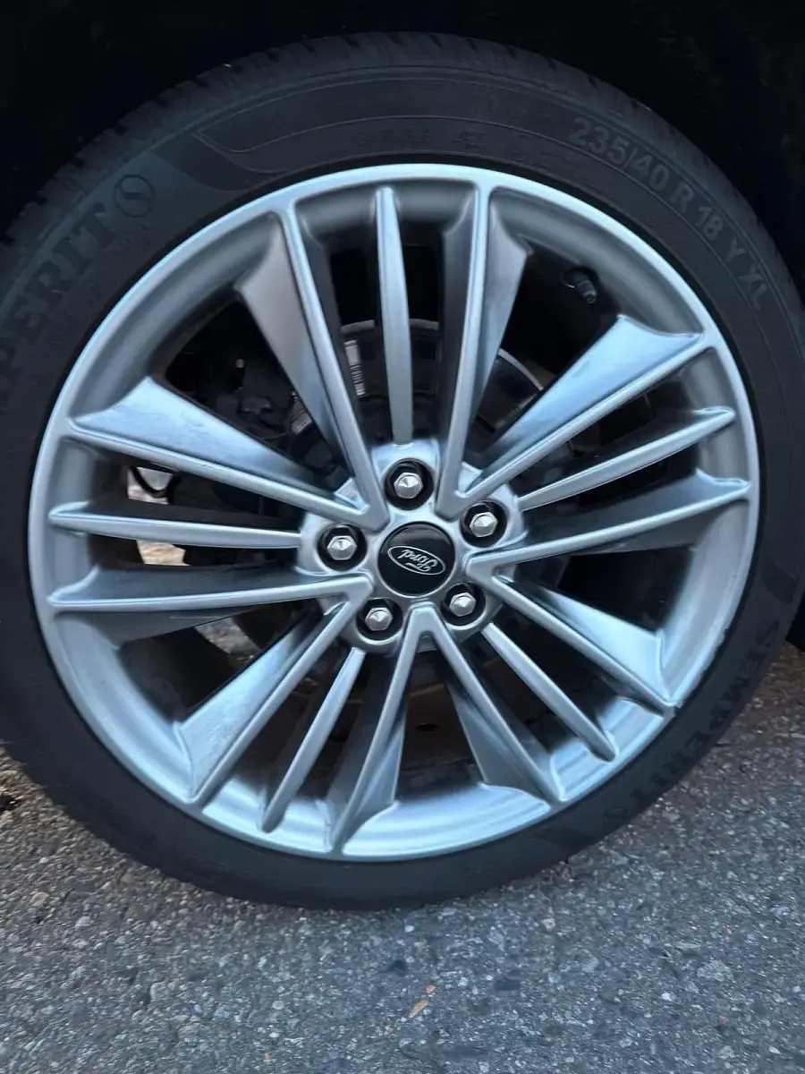 Używany Ford Focus Vignale 150 KM (110 kW) 2020 Czarny Kombi