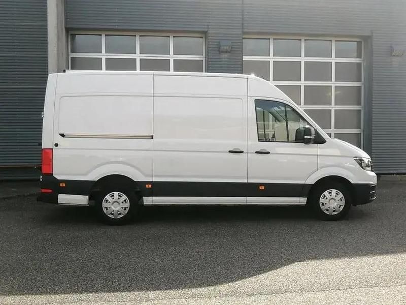 Second-hand VW Crafter 140 CP (102 kW) 2017 Alb Van