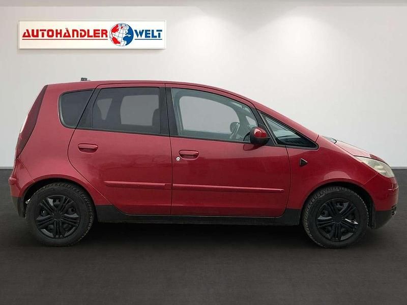 Gebraucht Mitsubishi Colt Motion 95 PS (69 kW) 2008 Rot Limousine