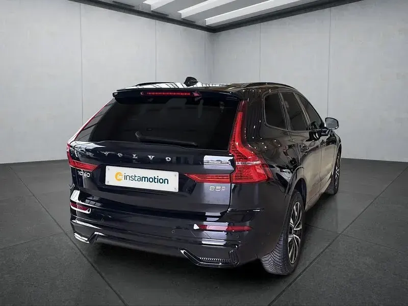 Gebraucht Volvo XC60 Plus 250 PS (183 kW) 2025 Schwarz SUV