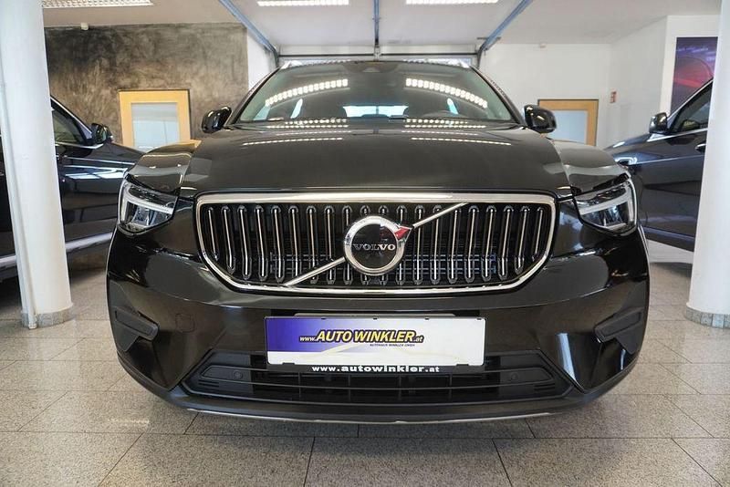Gebraucht Volvo XC40 211 PS (155 kW) 2022 Schwarz SUV
