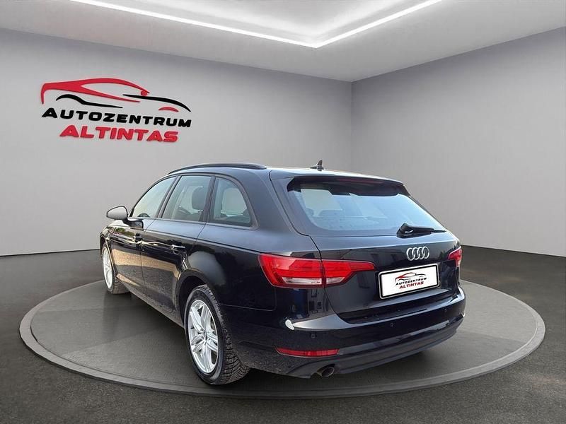 Gebraucht Audi A4 Ambiente 150 PS (110 kW) 2018 Schwarz Kombi