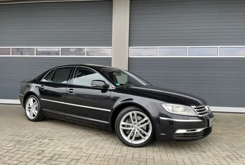 Usata VW Phaeton 239 CV (175 kW) 2010 Nero Berlina