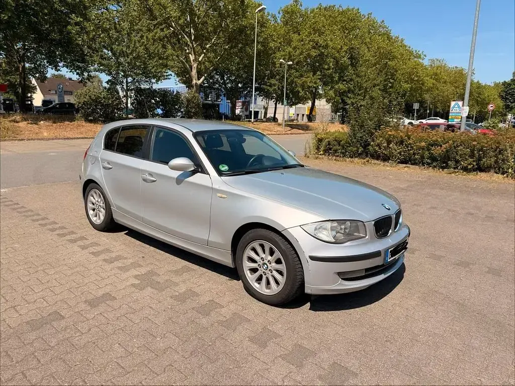 Gebraucht BMW 118 143 PS (105 kW) 2007 Silber Kleinwagen