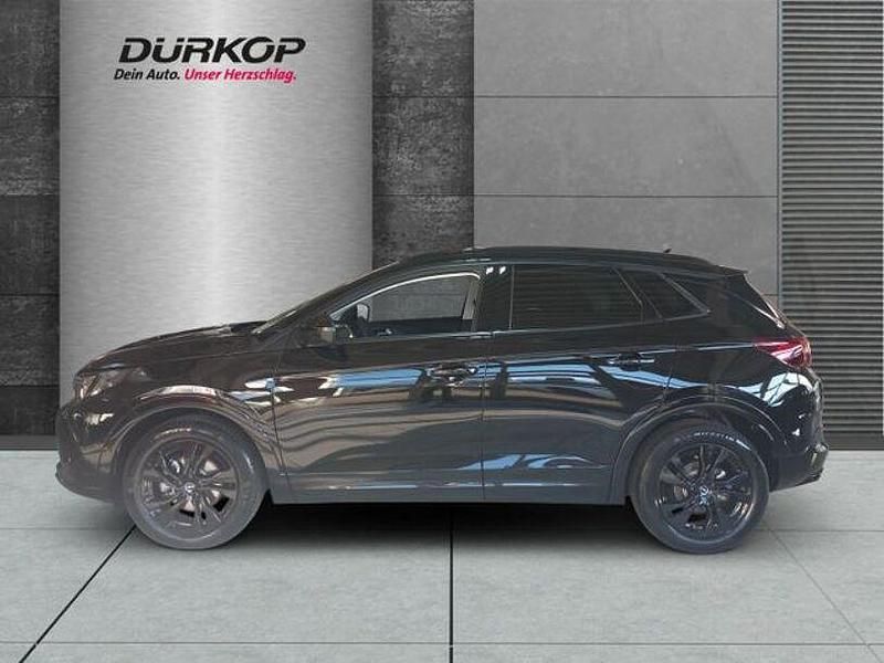 Gebraucht Opel Grandland X GS Line 131 PS (96 kW) 2024 Lackierung schwarz perla nera/ SUV