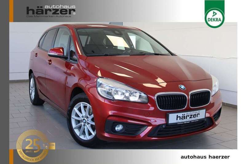 Rot Gebraucht 2015 BMW 218 Limousine | 11.990 € (Fairer Preis) - Bild 1/4