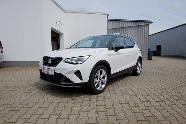 Second-hand Seat Arona FR 110 CP (80 kW) 2023 Alb SUV