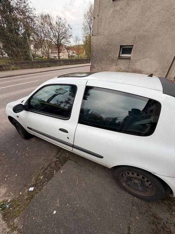 Gebraucht Renault Clio II Expression 75 PS (55 kW) 2001 Weiß Limousine