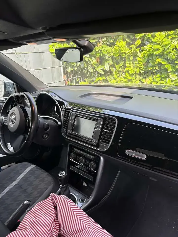 Gebraucht VW Beetle Design 110 PS (80 kW) 2018 Kleinwagen