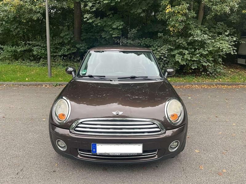 Braun Gebraucht 2009 Mini Cooper Kleinwagen | 5.900 € (Fairer Preis) - Bild 1/4